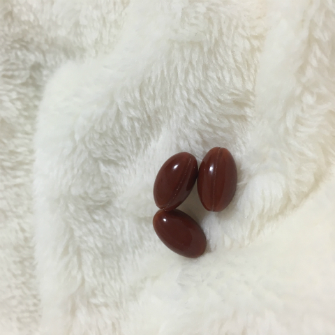 @GIRL_ﾎﾜｲﾃｽﾄﾌﾟﾗｾﾝﾀつぶ_おまめ