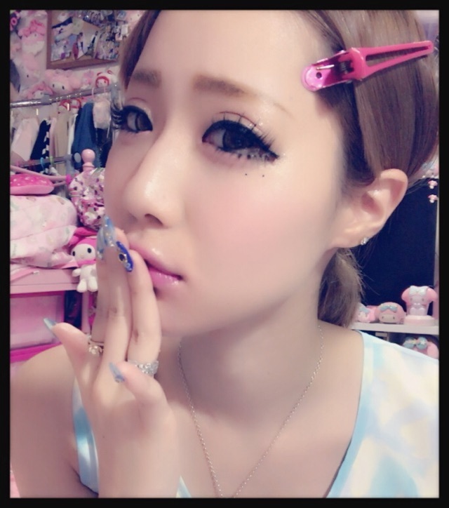 @GIRL_ﾎｯﾄｸﾚﾝｼﾞﾝｸﾞｼﾞｪﾙ_ちいめろ