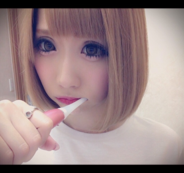 @GIRL_薬用ﾊﾟｰﾙﾎﾜｲﾄproEXﾌﾟﾗｽ_ちいめろ