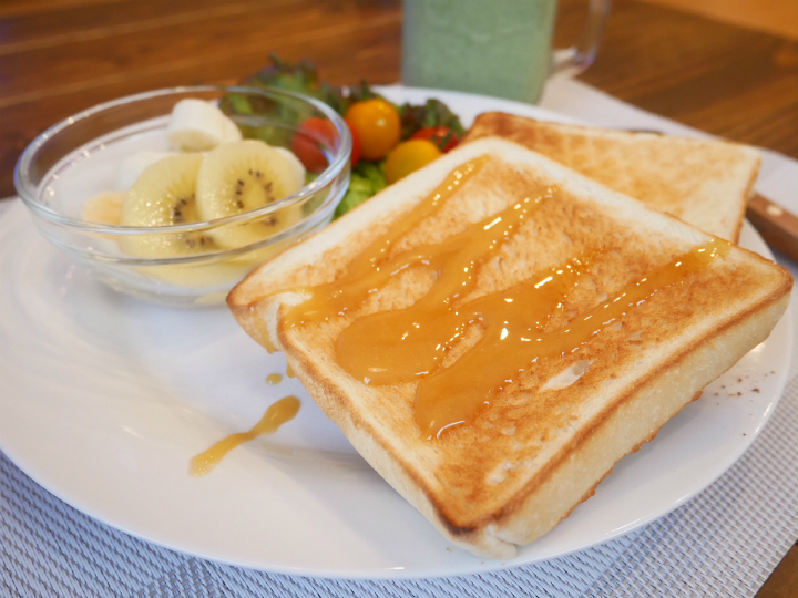 ＠GIRL_山田養蜂場 ｸﾘｰﾑﾏﾇｶ蜂蜜_miku