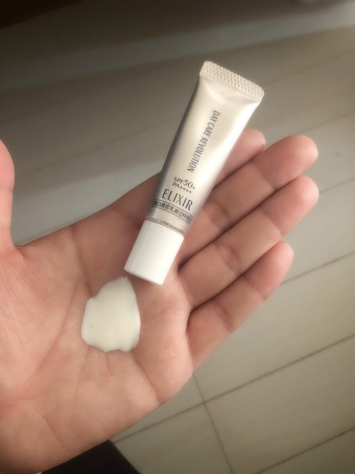 ＠GIRL_資生堂ｴﾘｸｼｰﾙﾎﾜｲﾄﾄﾗｲｱﾙｾｯﾄ_みきてぃ