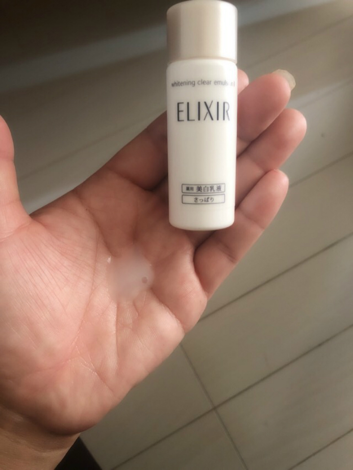 ＠GIRL_資生堂ｴﾘｸｼｰﾙﾎﾜｲﾄﾄﾗｲｱﾙｾｯﾄ_みきてぃ