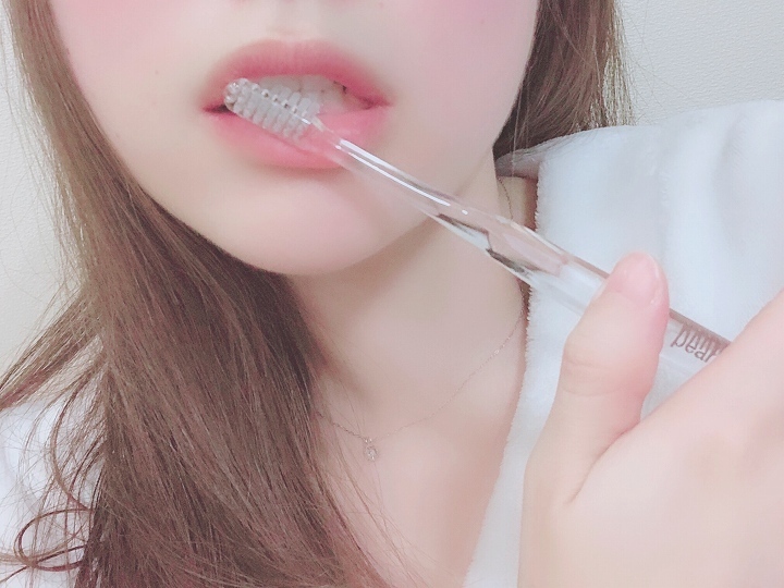 @GIRL_薬用ﾊﾟｰﾙﾎﾜｲﾄﾌﾟﾛEXﾌﾟﾗｽ_miku