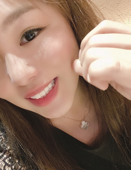 @GIRL_薬用ﾊﾟｰﾙﾎﾜｲﾄﾌﾟﾛEXﾌﾟﾗｽ_まゆまゆ