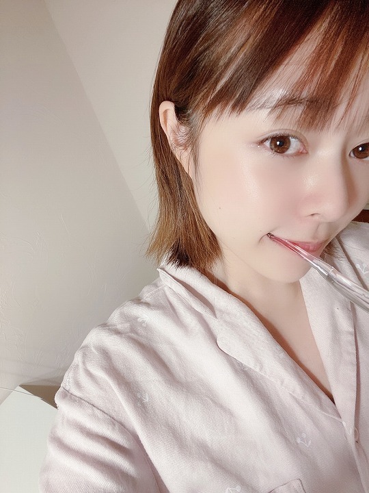 @GIRL_薬用ﾊﾟｰﾙﾎﾜｲﾄﾌﾟﾛEXﾌﾟﾗｽ_miku