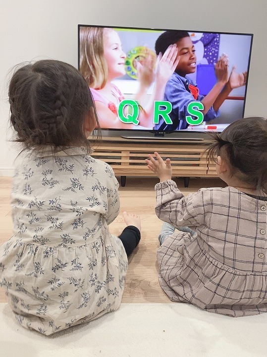 @GIRL_ﾜｰﾙﾄﾞ･ﾌｧﾐﾘｰﾃﾞｨｽﾞﾆｰの英語ｼｽﾃﾑ_mari