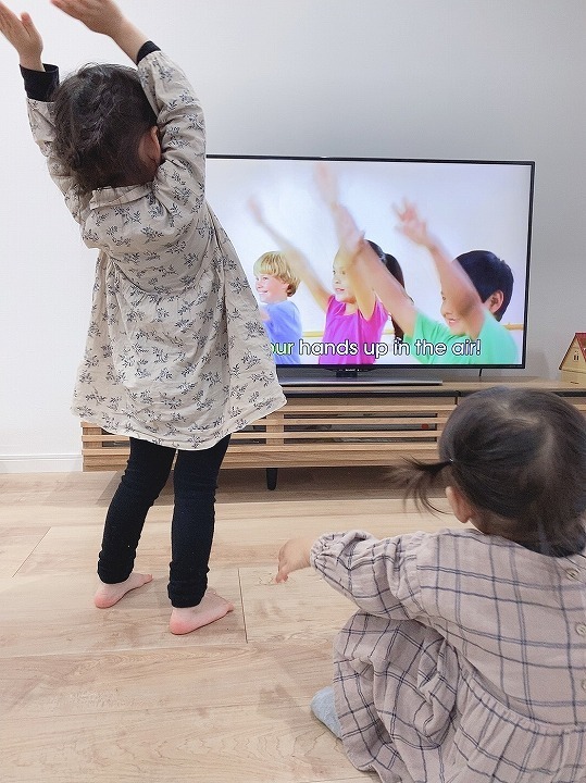 @GIRL_ﾜｰﾙﾄﾞ･ﾌｧﾐﾘｰﾃﾞｨｽﾞﾆｰの英語ｼｽﾃﾑ_mari