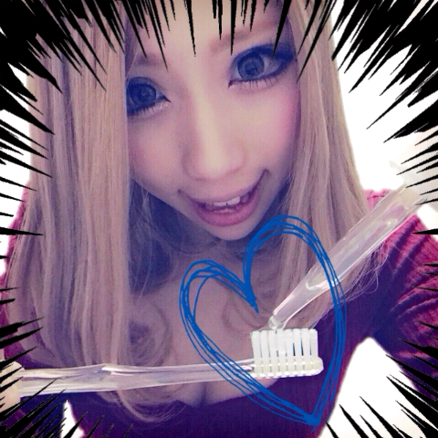 ちいめろ×薬用Perl White