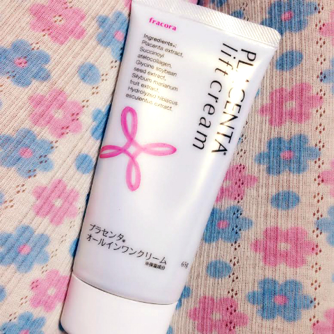 おまめ×リフトクリーム