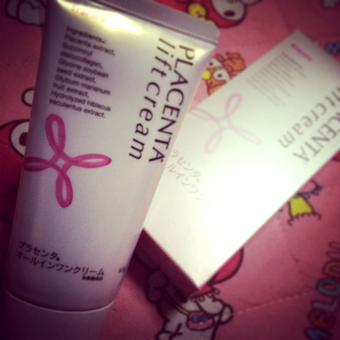 ちいめろ×リフトクリーム