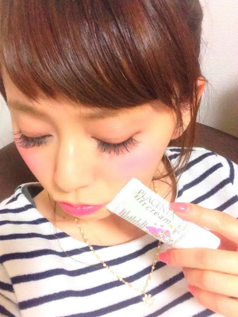 おまめ×リフトクリーム