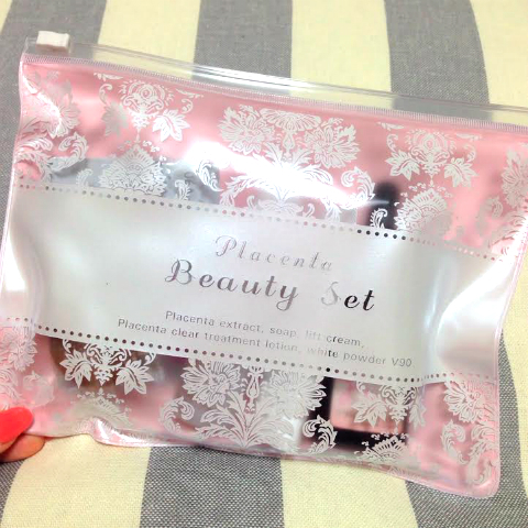 おまめ×リフトクリーム