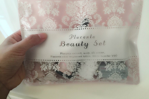 みきてぃ×リフトクリーム