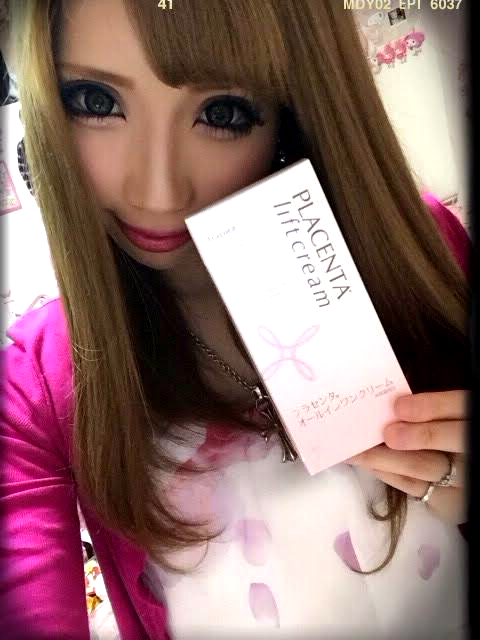 ちいめろ×リフトクリーム