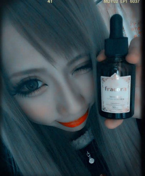 ちいめろ×ホワイテストプラセンタエキス原液