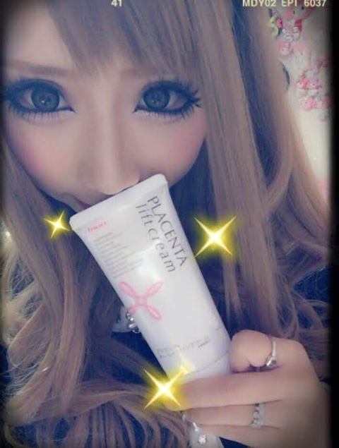 ちいめろ×リフトクリーム